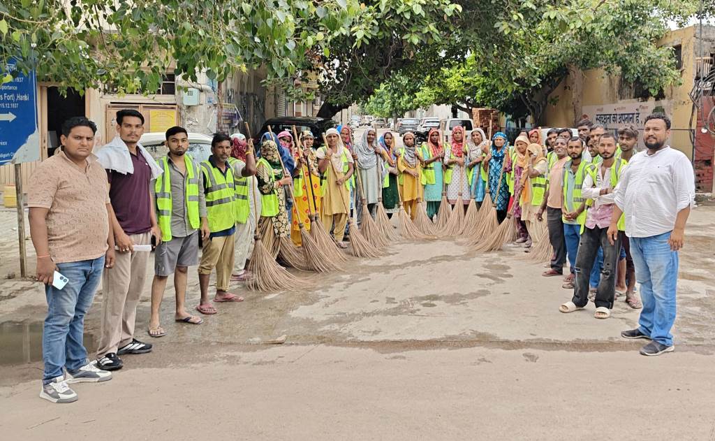 Municipal Councils Major Step Towards a Clean Hansi Special Sanitation Drive Conducted in Five Wards